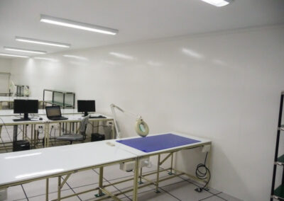 FRP Panels in Cleanroom